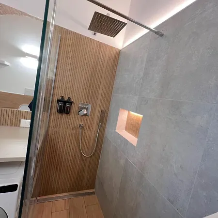 Divine Terrace Stylish St Peter Appartamento *