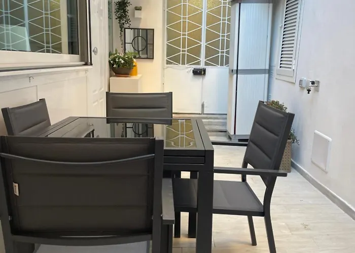 Divine Terrace Stylish St Peter *